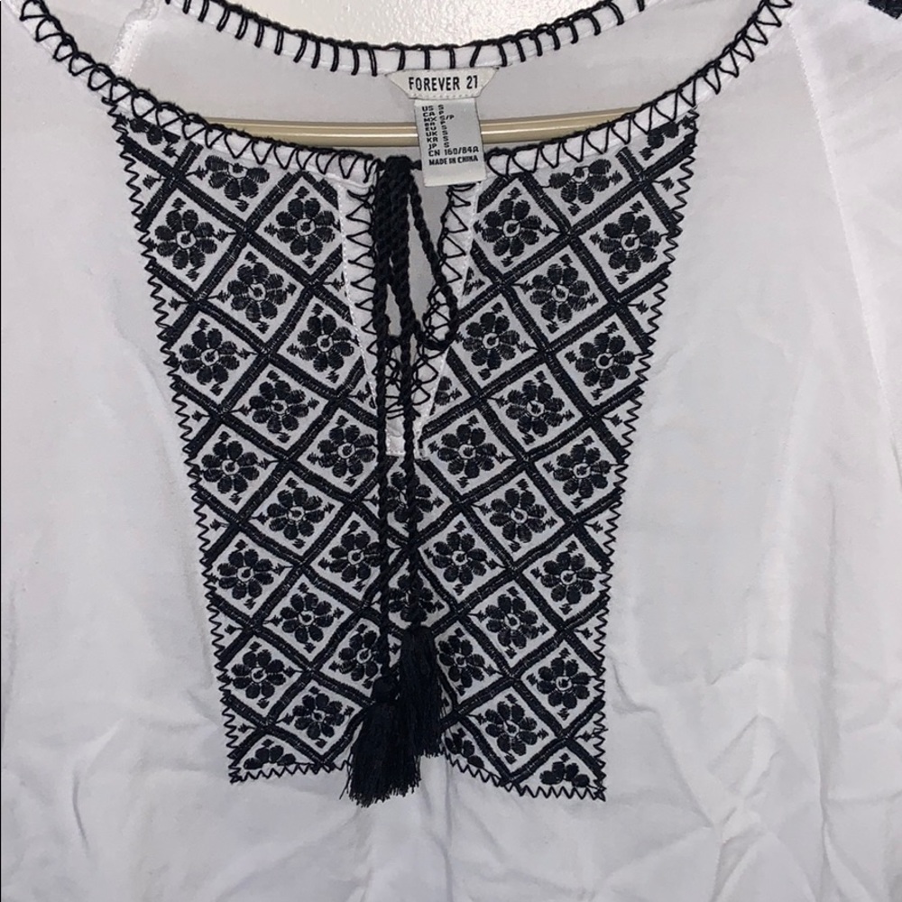 Blouse - Picture 2 of 3